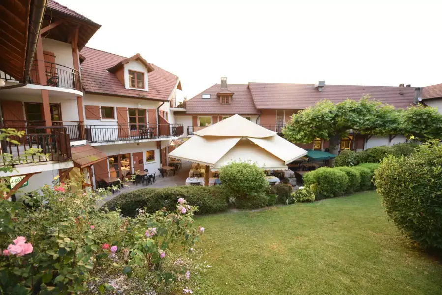 Hôtel des Bergeronnettes_Champagneux