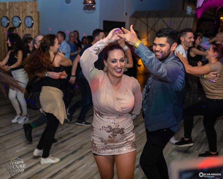 Soirée latino à l'Aincontournable