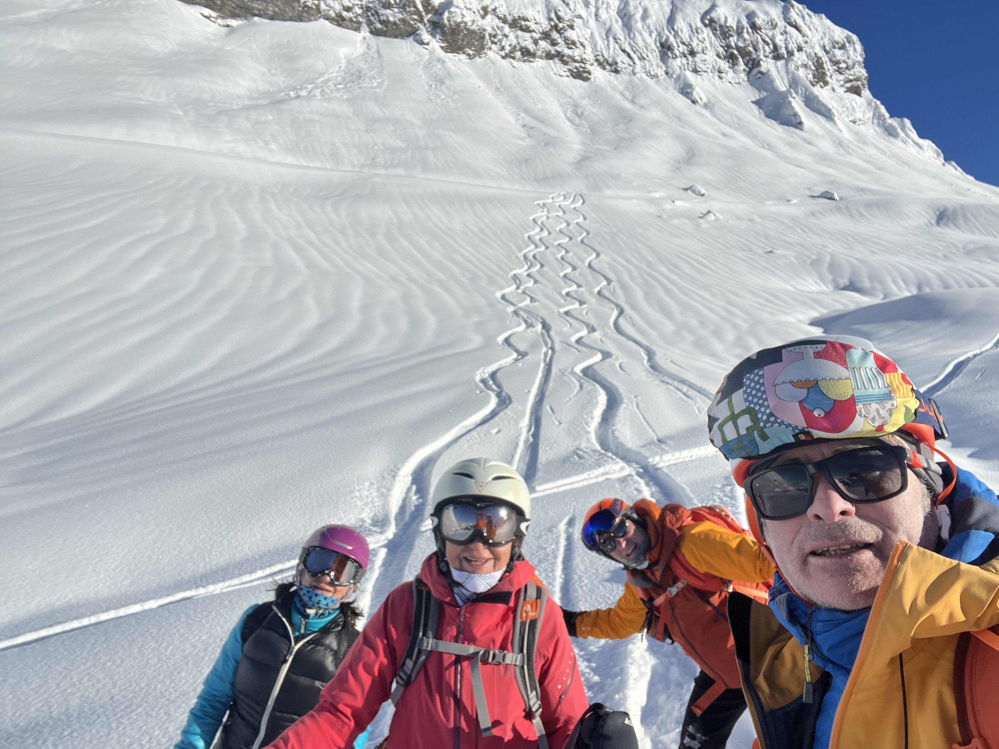 Guided off-piste outing in powder snow