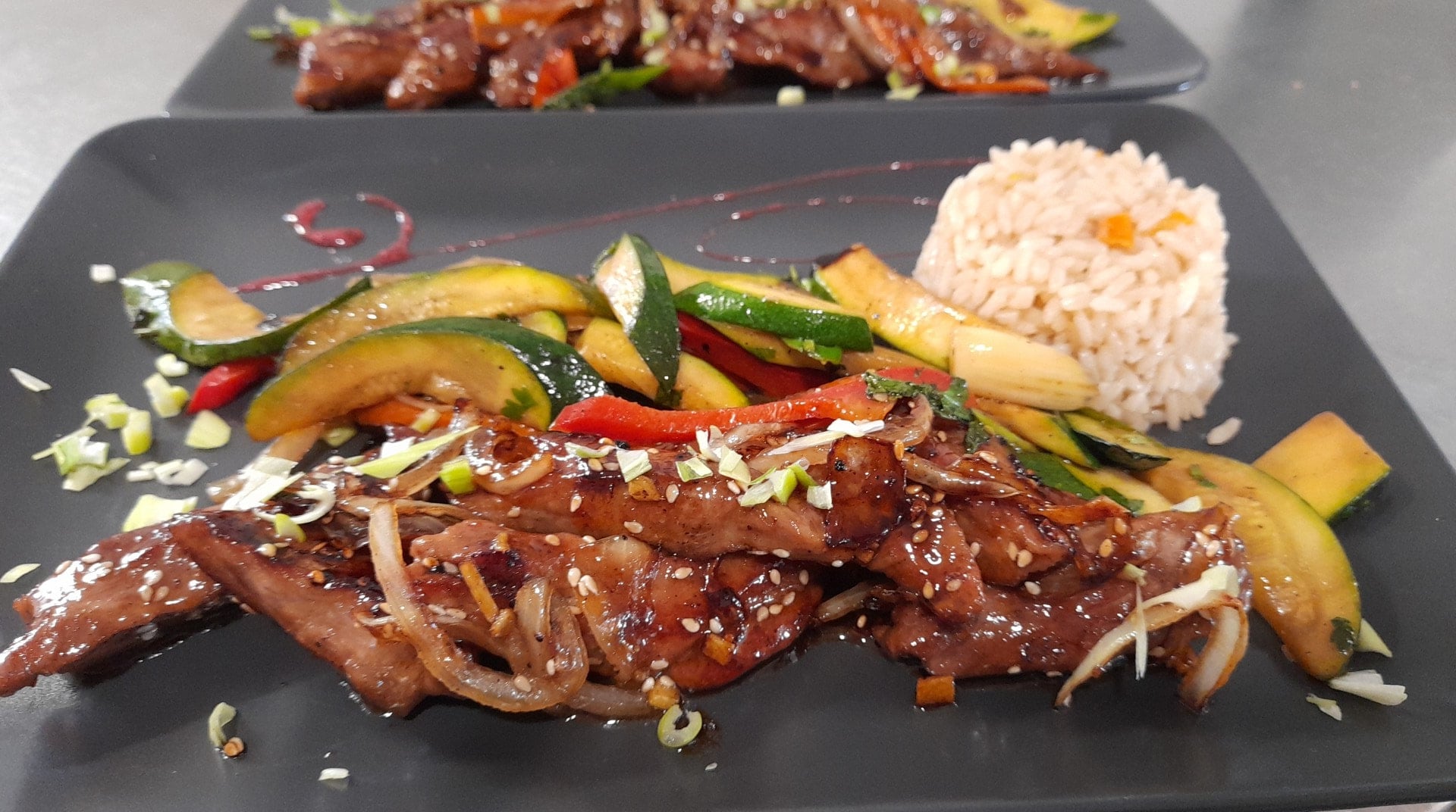 Restaurant sous les pins