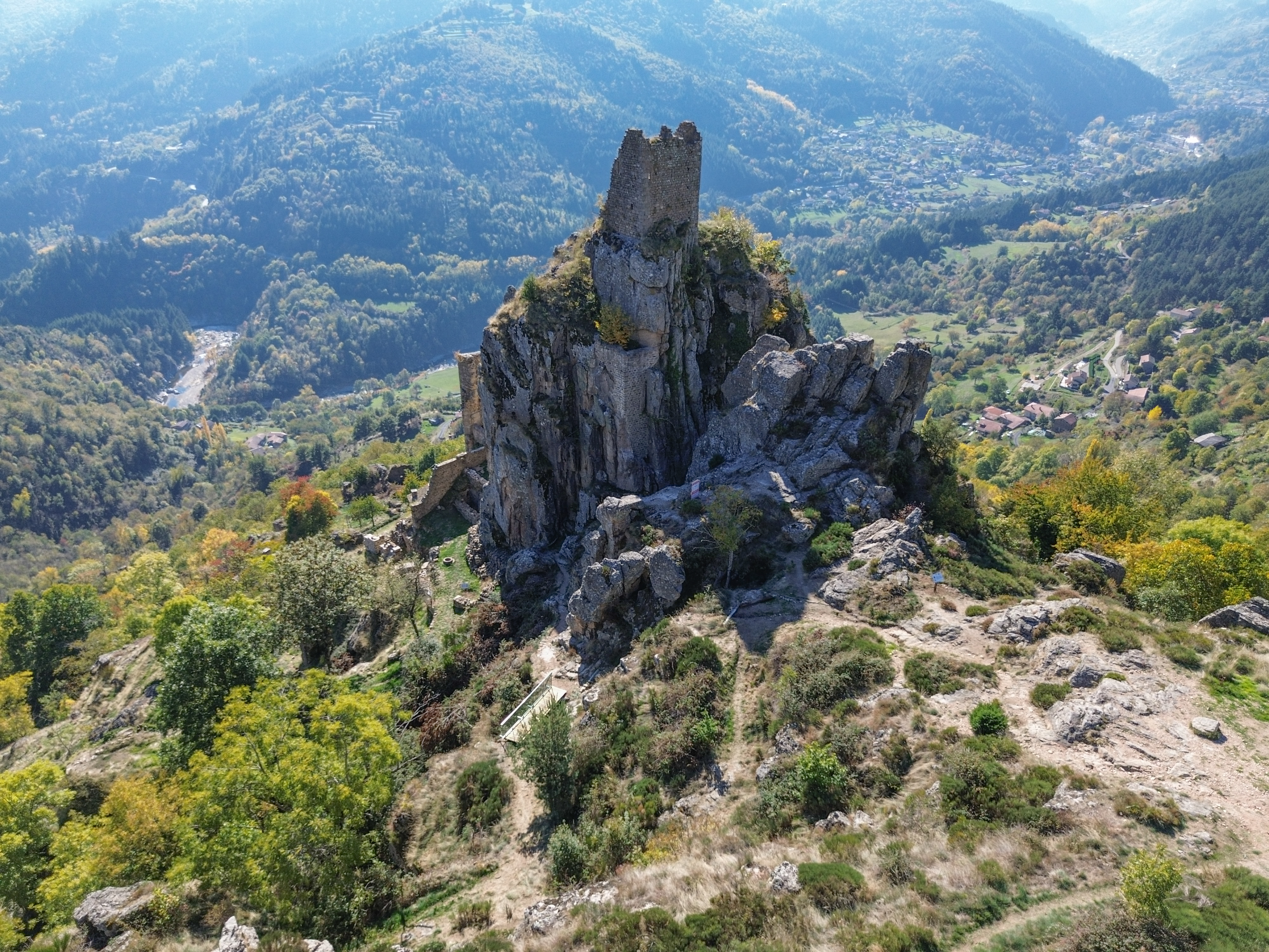 Randonnée de Rochebonne aux éoliennes
