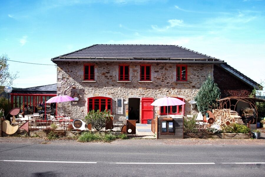 Café du lac Servières
