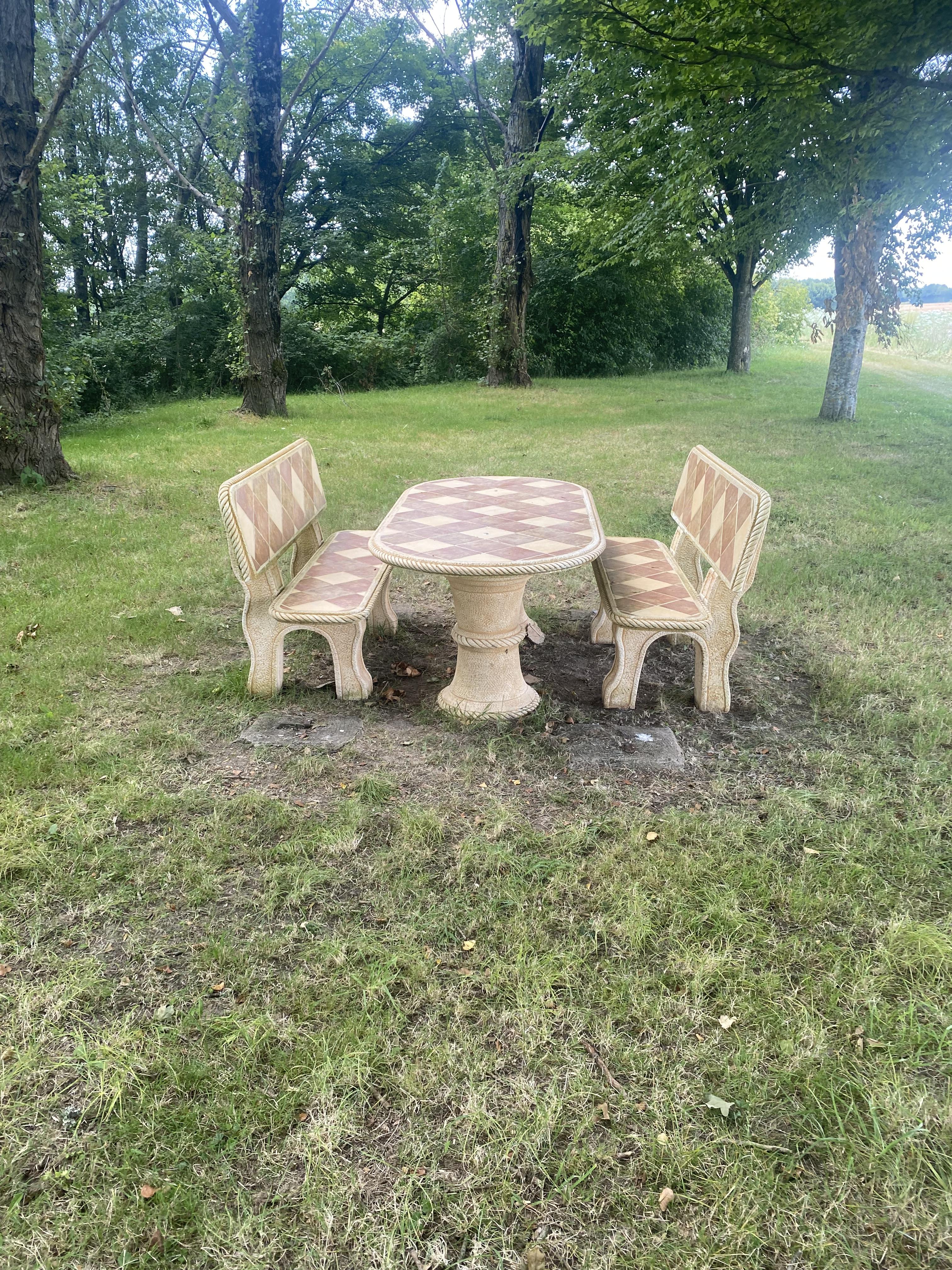 Aire de pique-nique - Massac