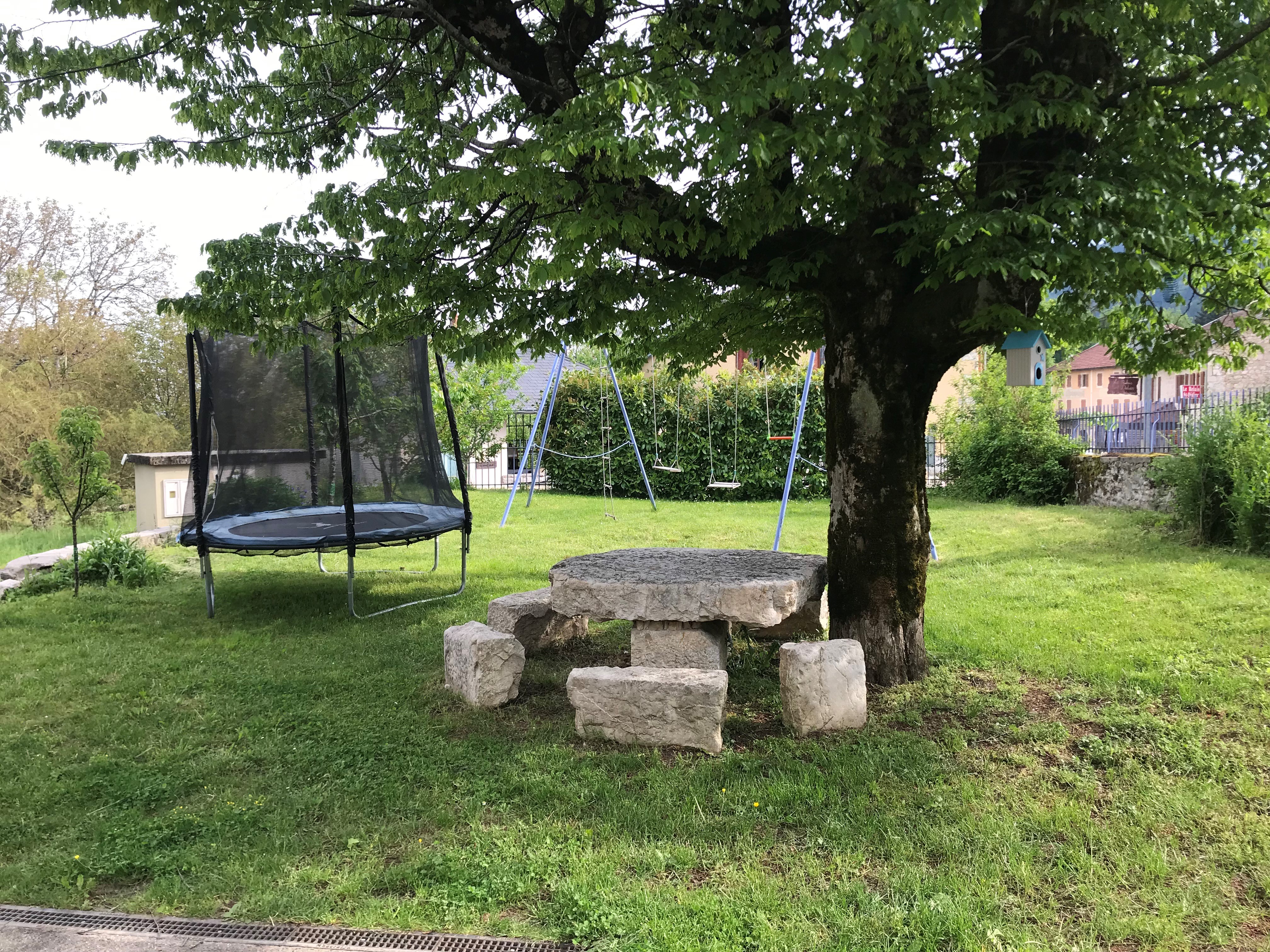 G�te de l'Ain t'y piques