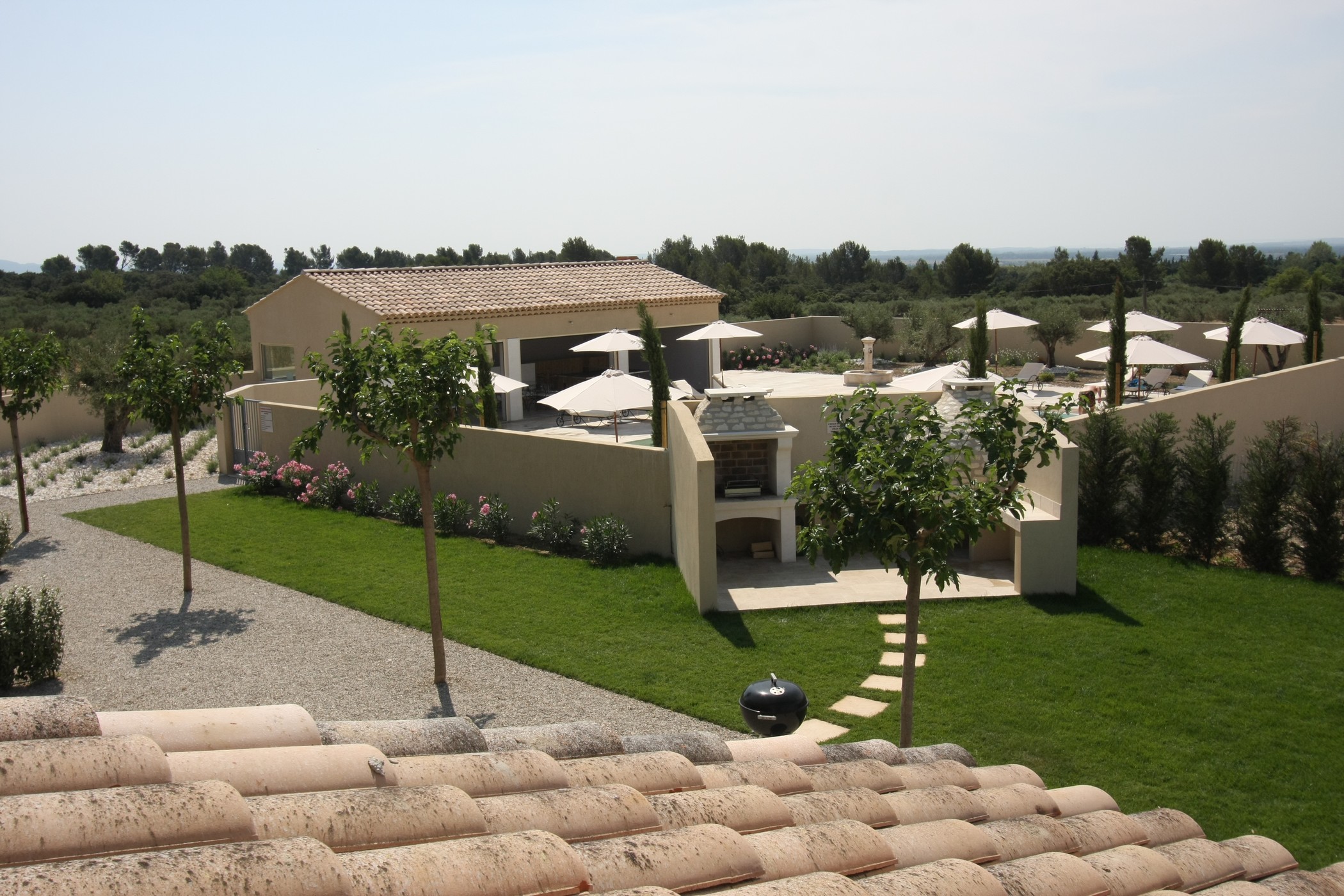 Oustau dou soulèu, Aureille - photo 5