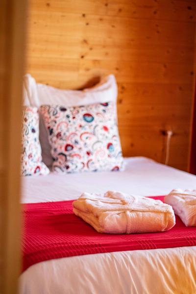 Chambre 1 de la cabane-spa tribu