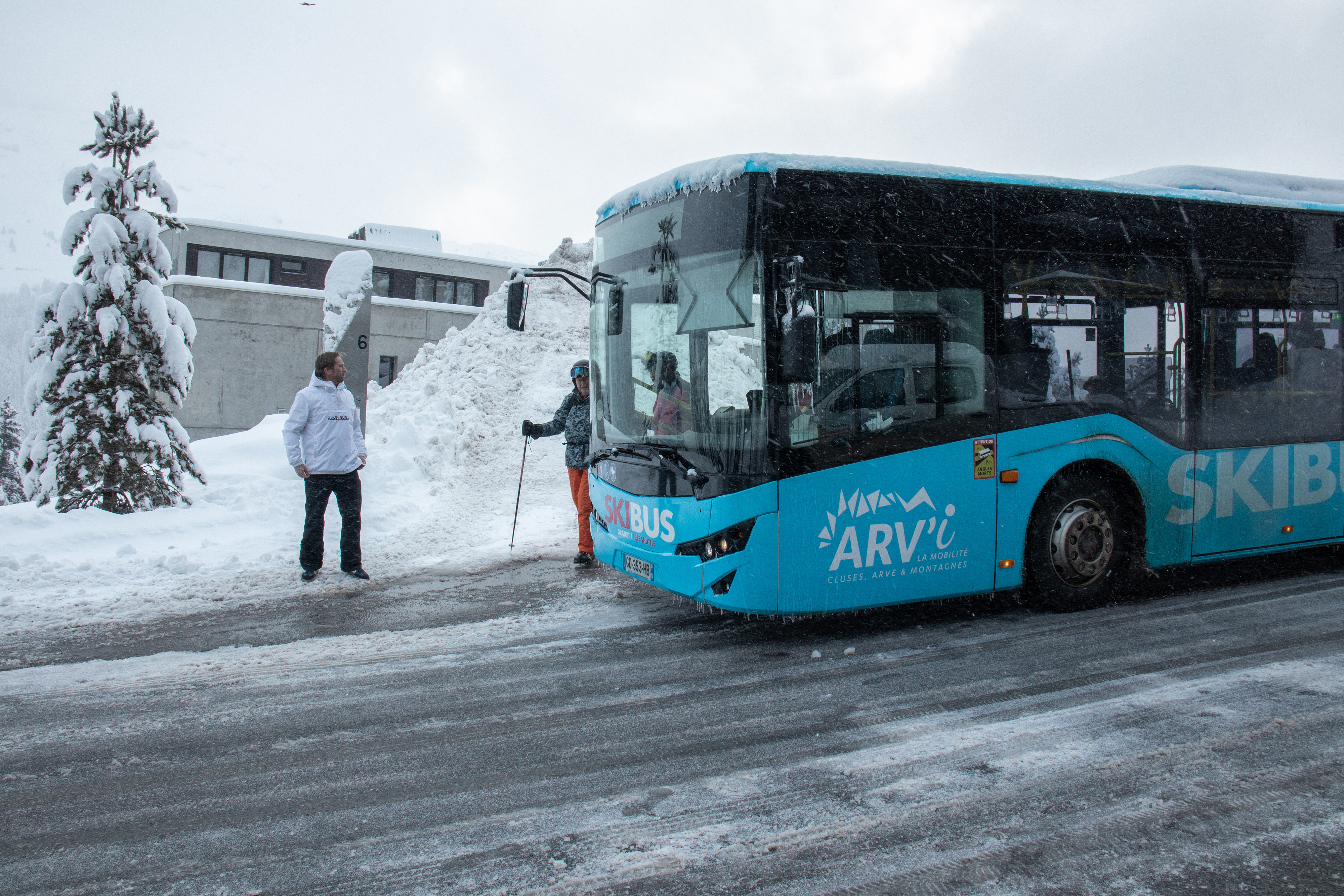 Shuttle stop to Flaine resort