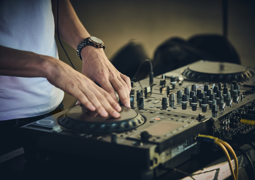 Les Mercredis DJ - Corleone Tournon_Tournon-sur-Rhône