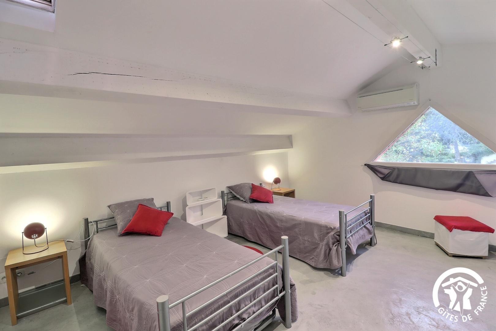 Lou Bastido Roujo, Auriol - photo 9