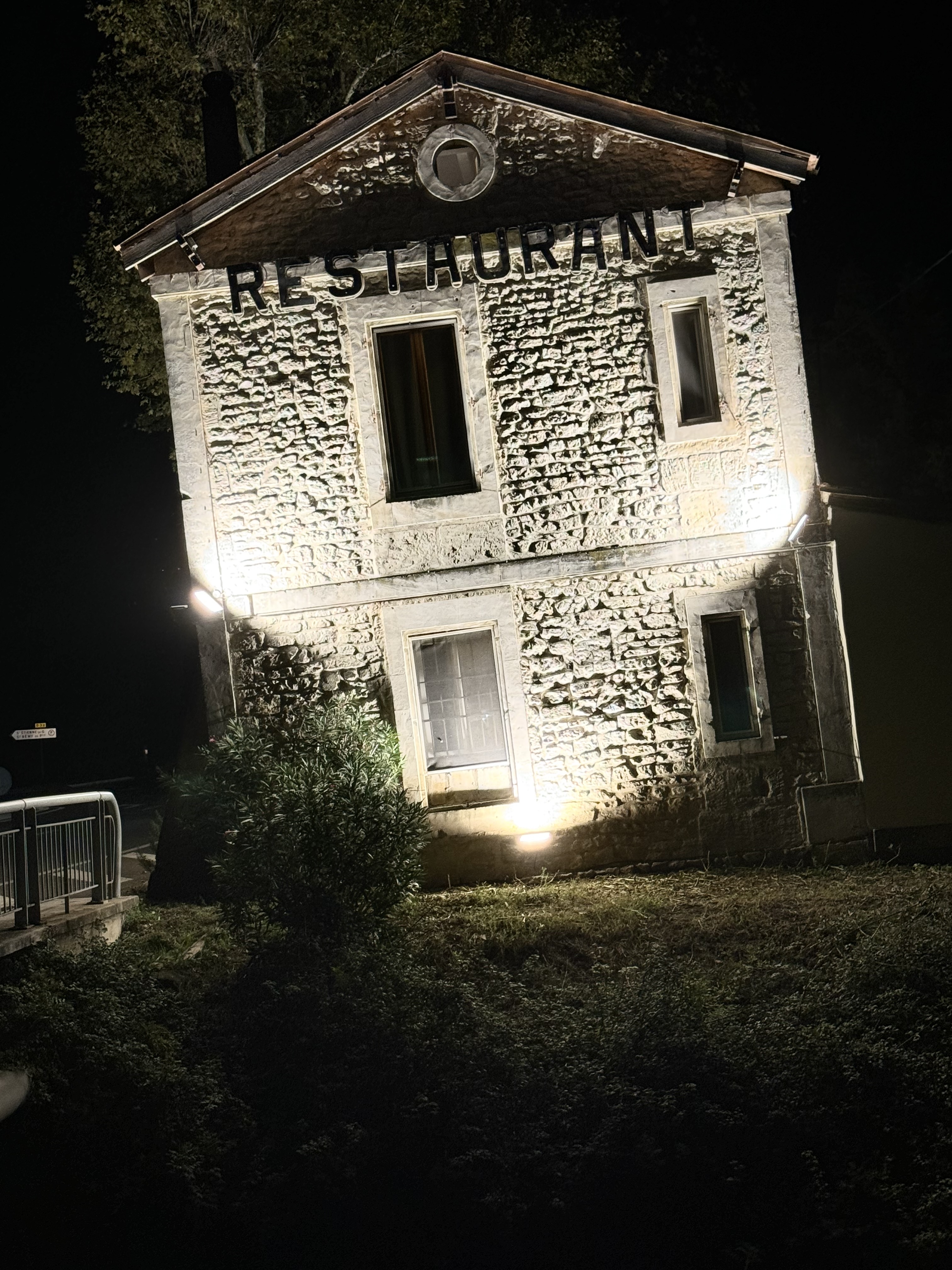 La Maison Penchée, Tarascon - photo 7