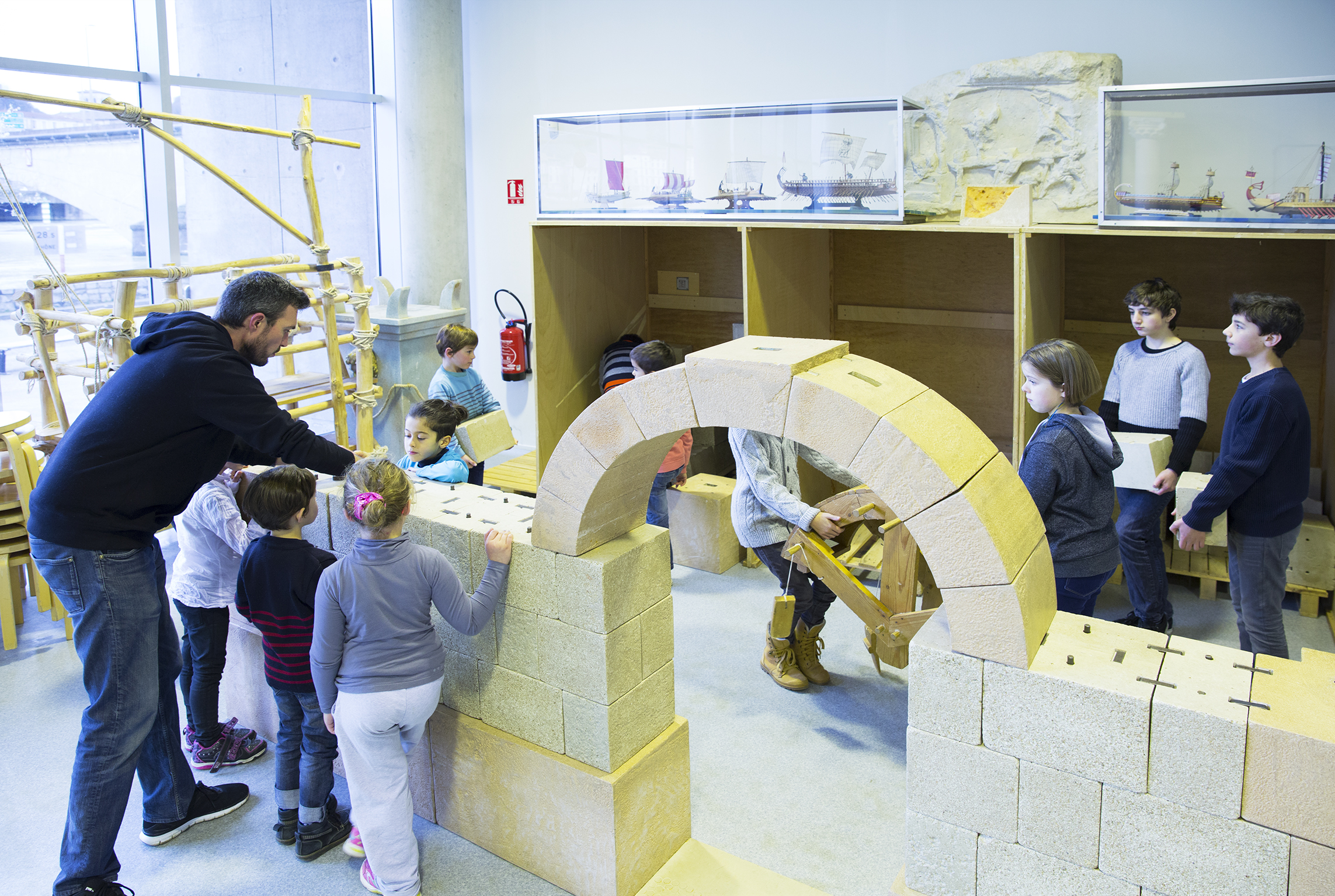Atelier famille : Les bâtisseurs Romains_Saint-Romain-en-Gal