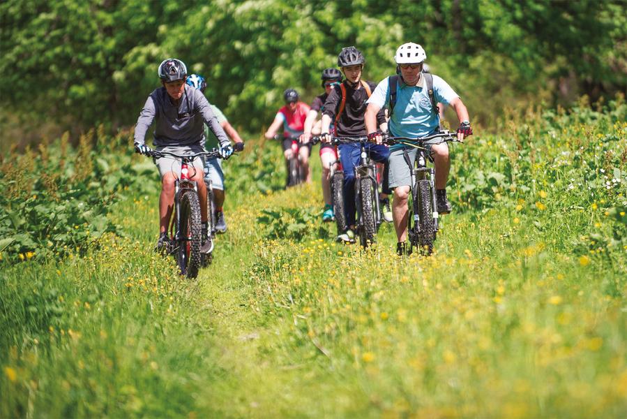 Virée gourmande à vélo : du glacier aux vignes_Sciez