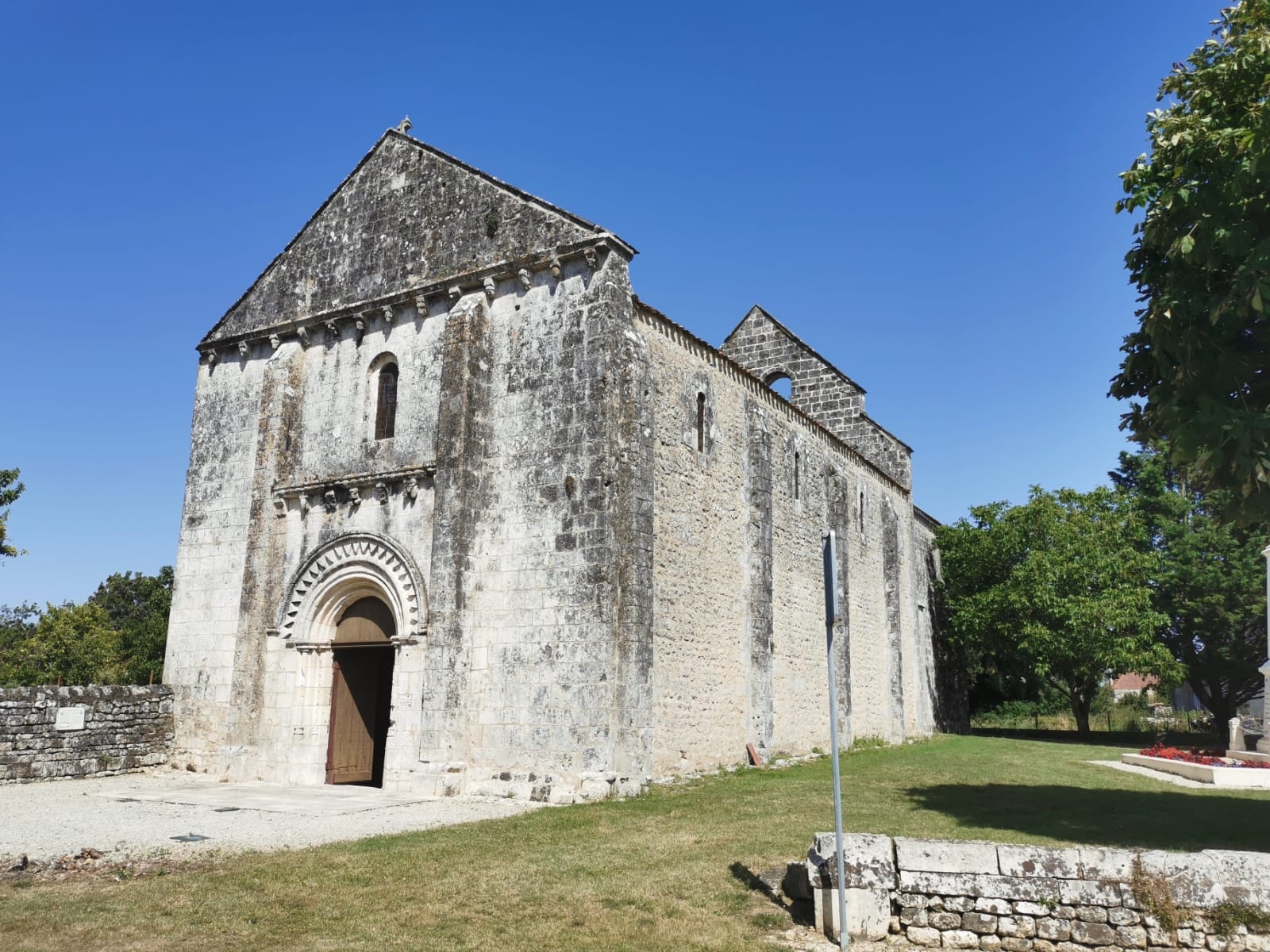 Eglise de Sainte-Radegonde