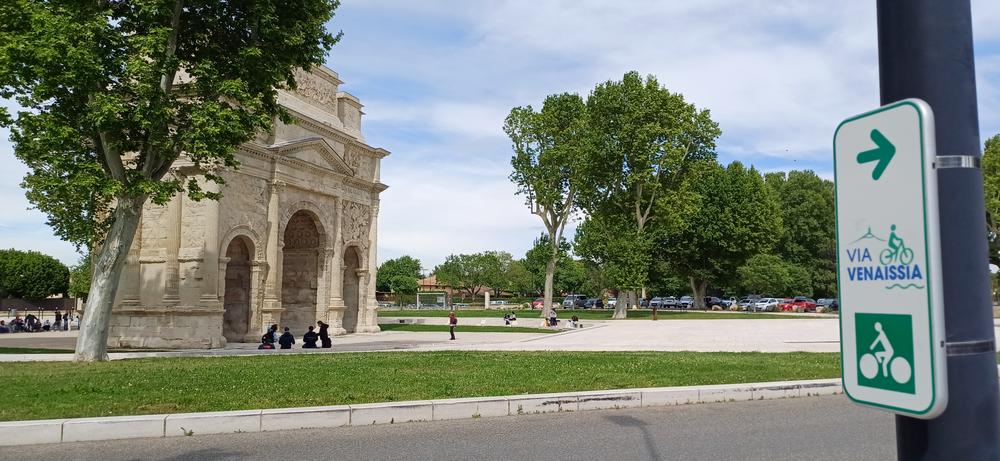 V 861 - Véloroute de la VIA VENAISSIA_Orange