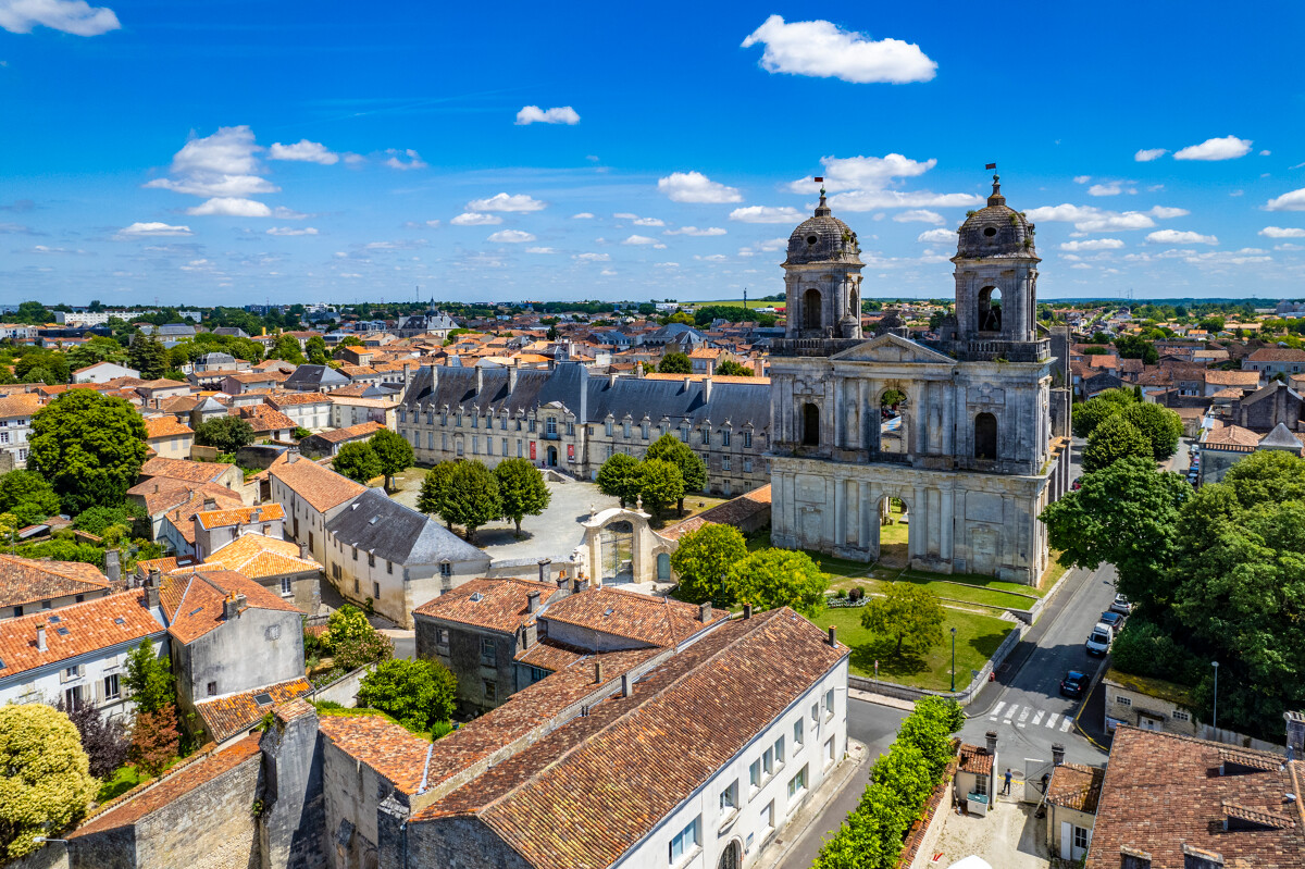 Visite guidée groupe - Coeur de ville de Saint-Jean-d'Angély
