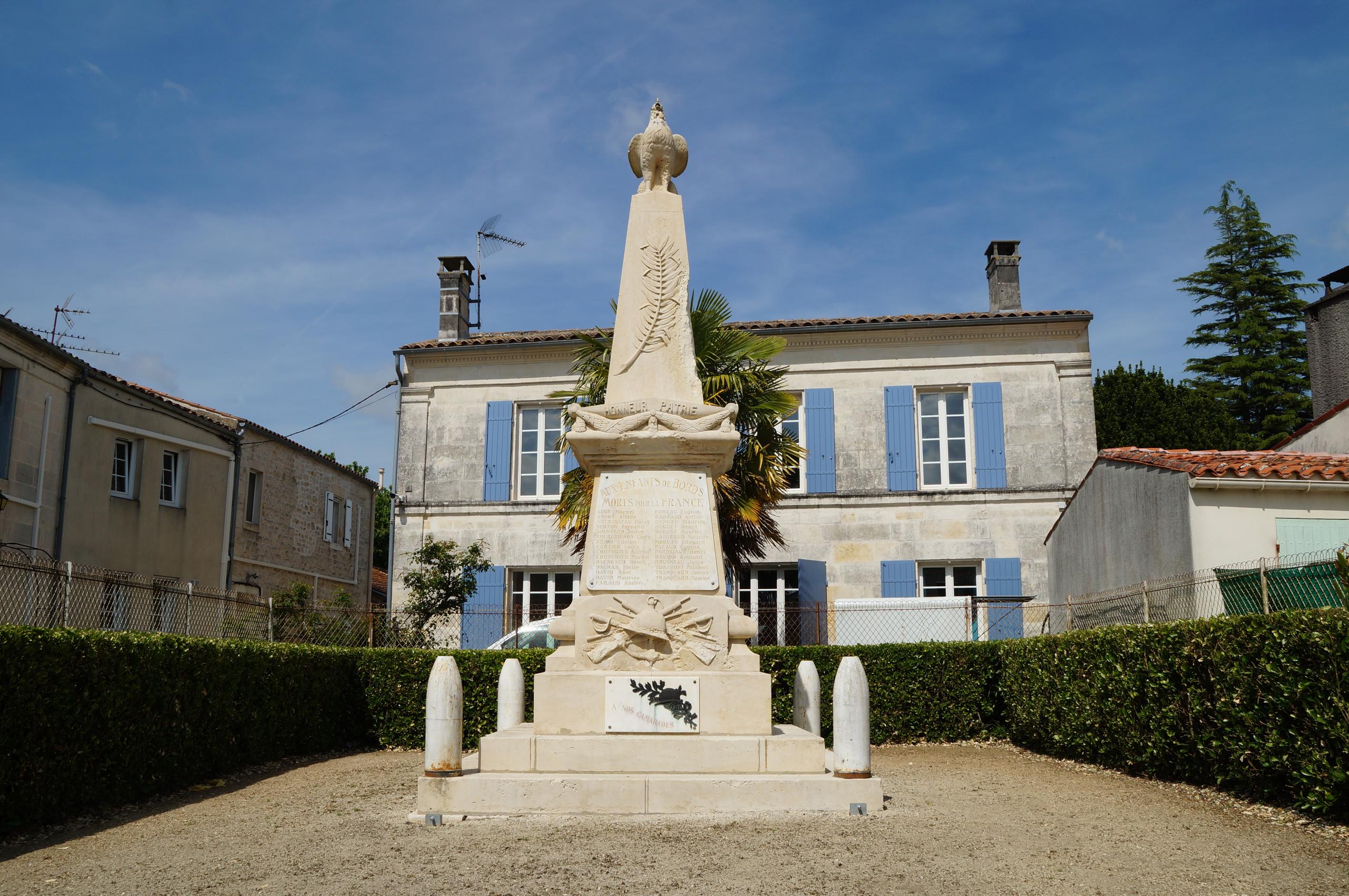 Le monument aux morts