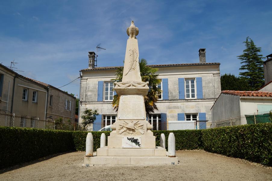 Le monument aux morts