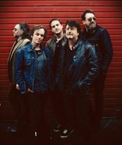 Concert de Matmatah et The Fuzzy Brass Four