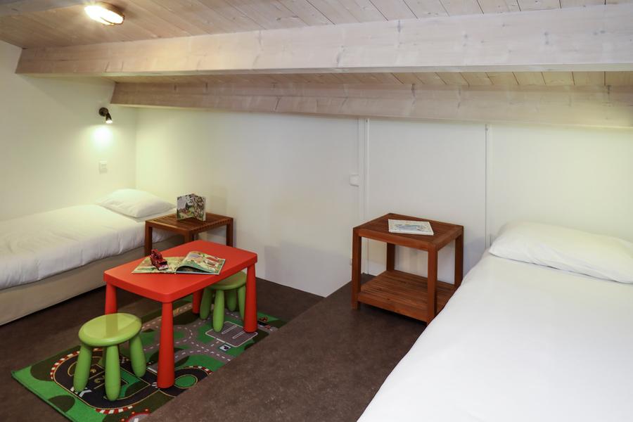Chambres avec lits simples de loft
