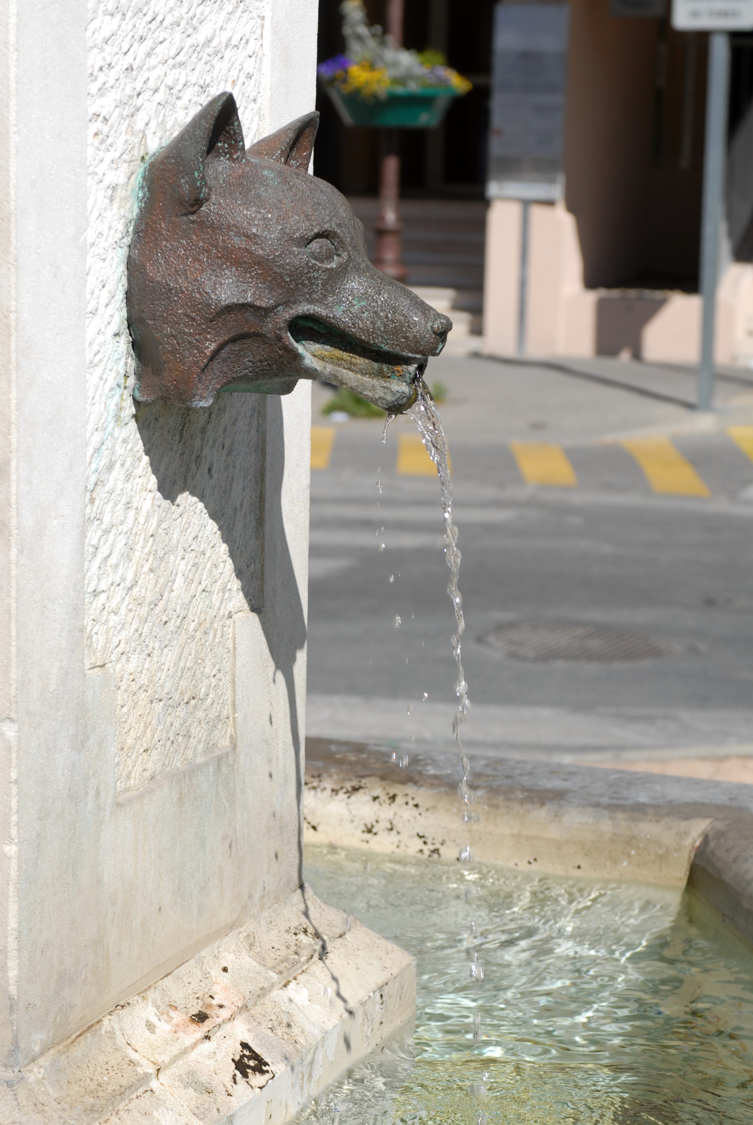 Fontaine des quatre renards - photo 2
