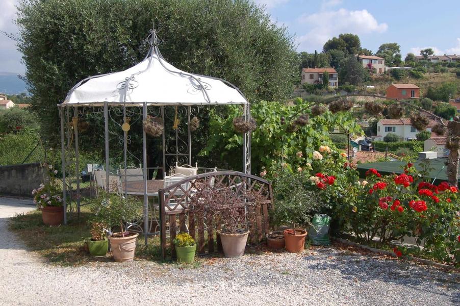 La Colline aux Oiseaux-Tonnelle-Cagnes sur Mer-Gîtes de France Alpes-Maritimes