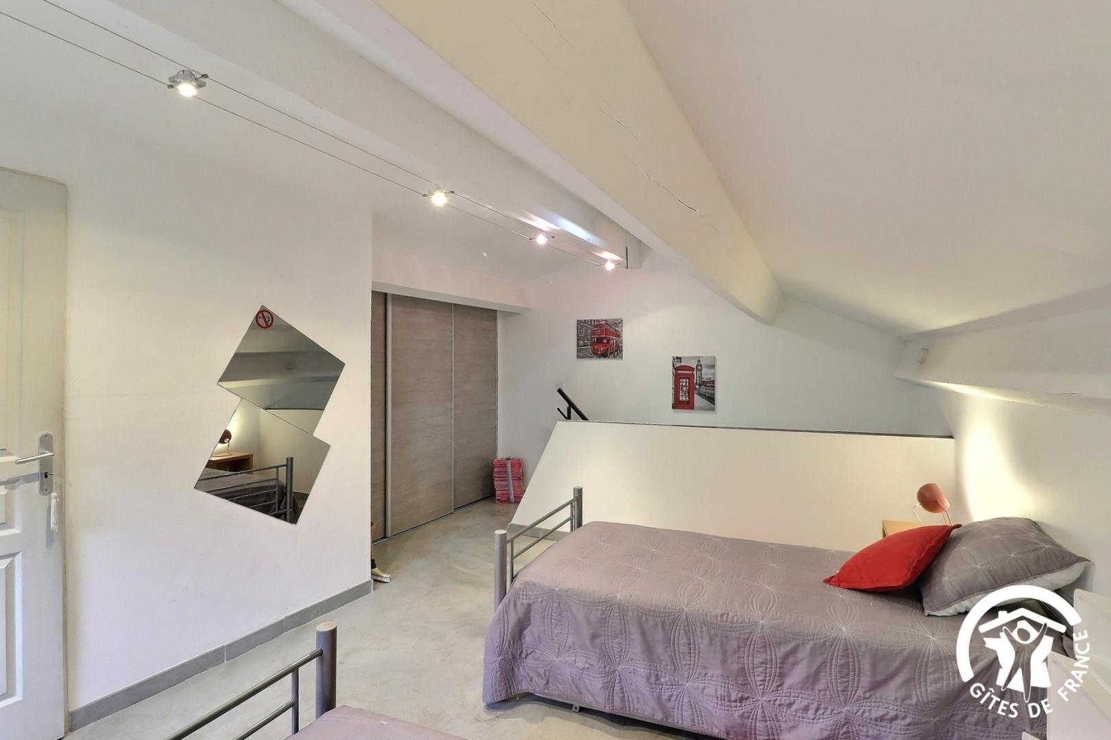 Lou Bastido Roujo, Auriol - photo 8