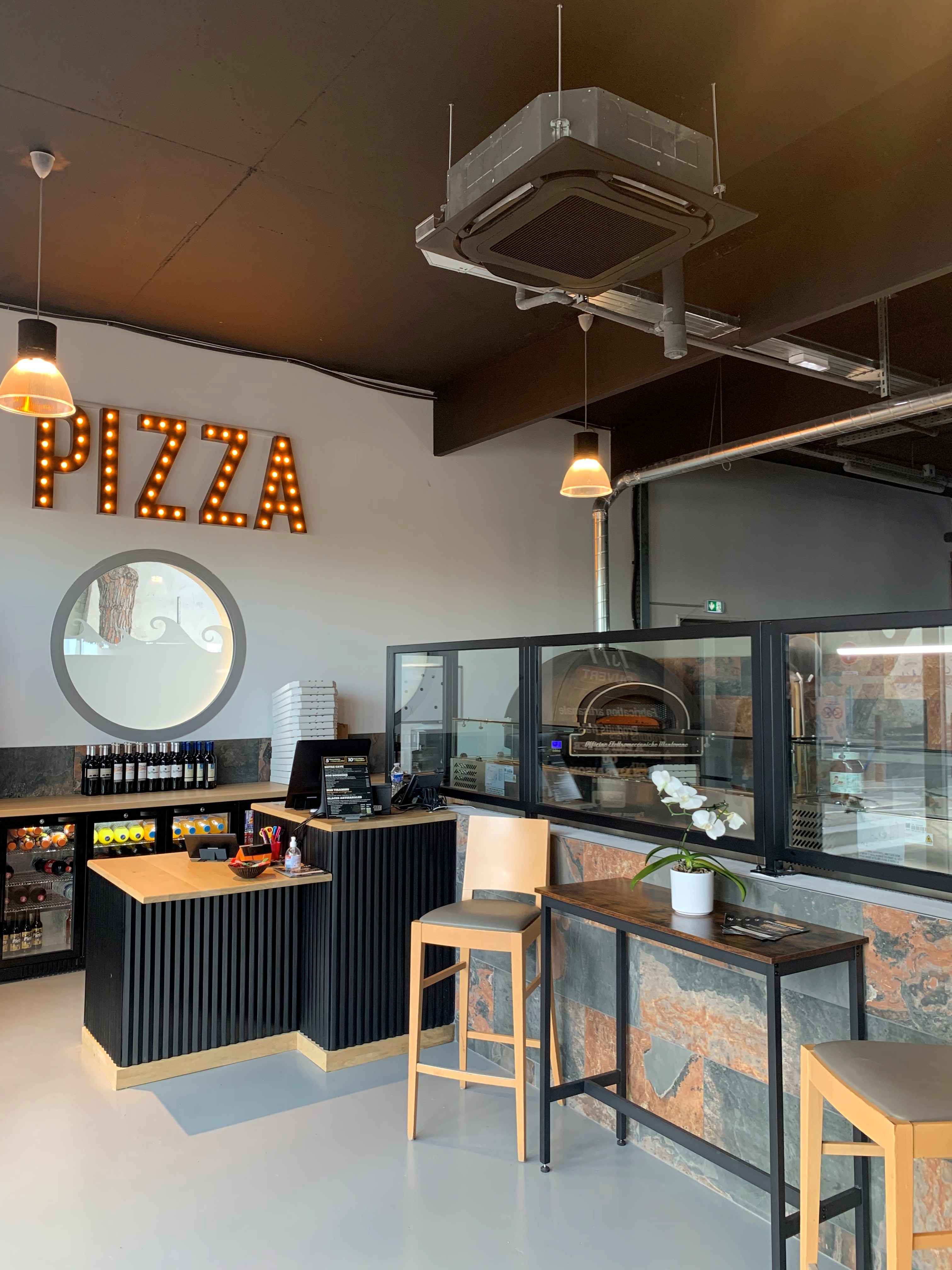 La Halle des Flots Bleus - Univers Pizza