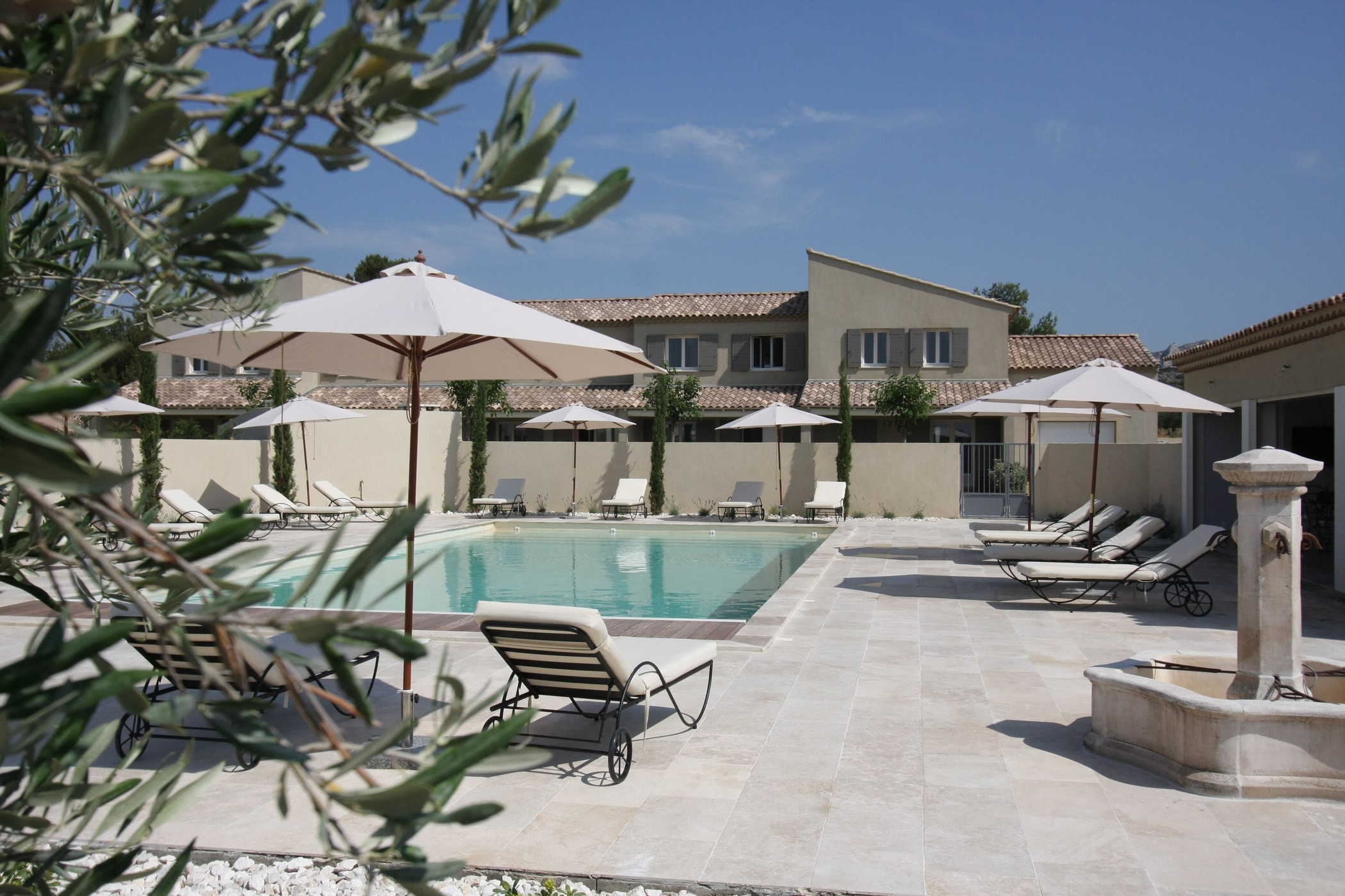 Oustau dou soulèu, Aureille - photo 6