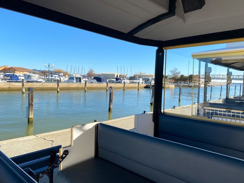 Le Petit Train de La Londe vue sur le Port Miramar