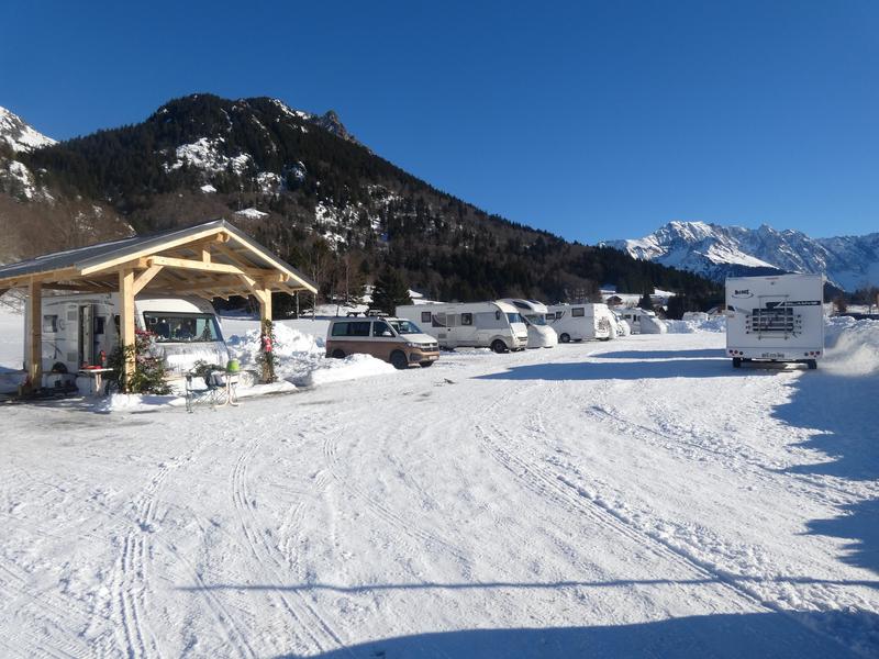 Aire de bivouac camping-car de l'Alpe du Grand Serre_Alpe Du Grand Serre