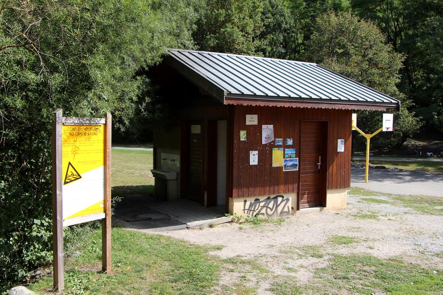 Toilettes Publiques - Base de Loisirs des Versants d'Aime