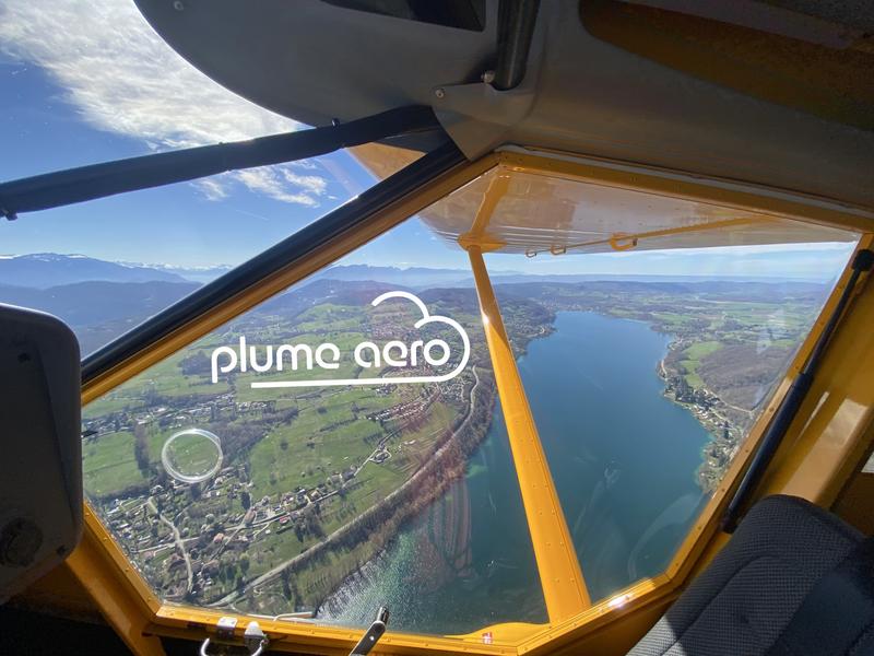 Lac de Paladru vu du ciel en ULM