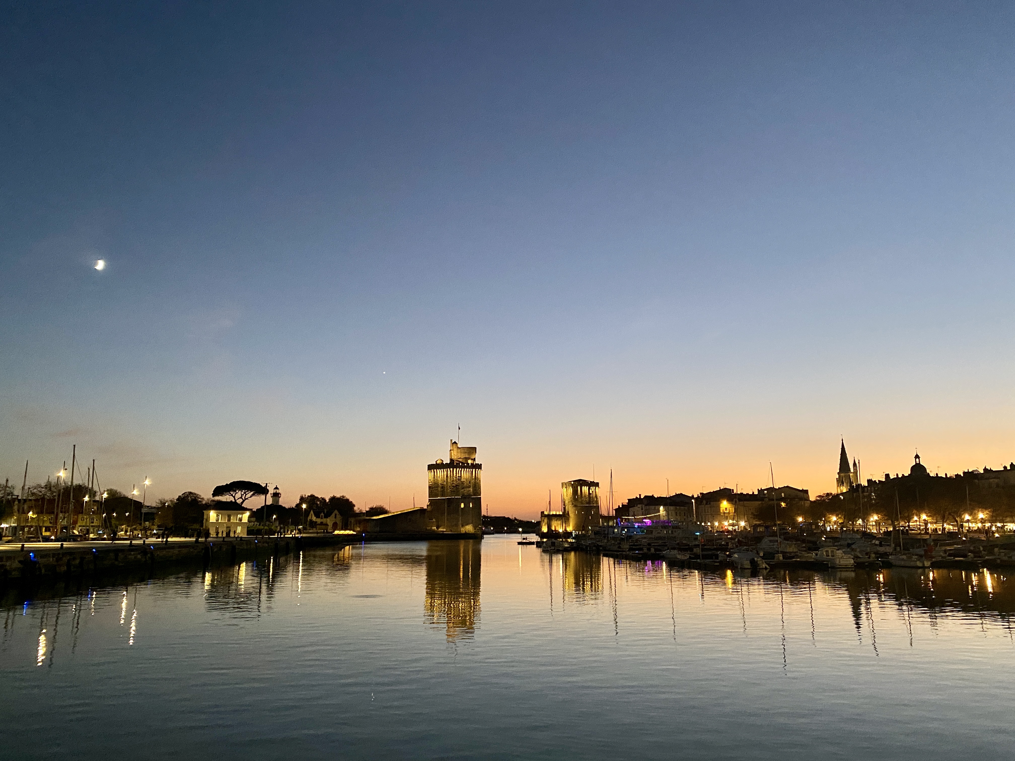 Visite La Rochelle se dévoile en lumière