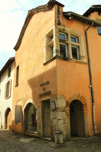 Maison du Colombier - espace d'expositions - Balcons du Dauphiné - Nord-Isère - à moins d'une heure de Lyon