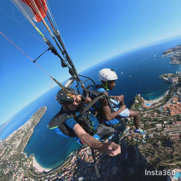 Parapente biplace à Roquebrune-Cap-Martin