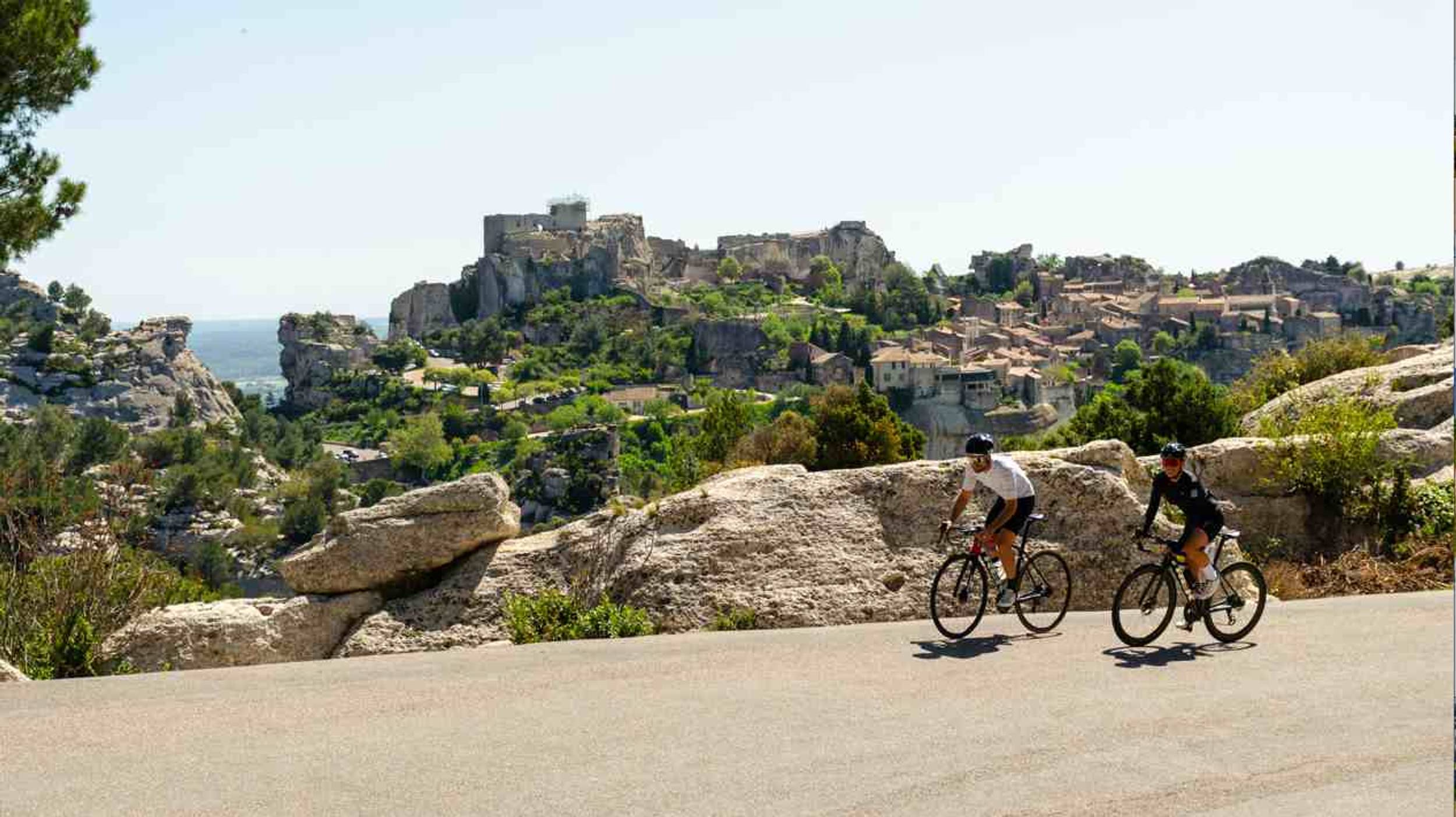 MAUSSANE-LES-ALPILLES - Tour des Baux-de-Provence à vélo — photo 2