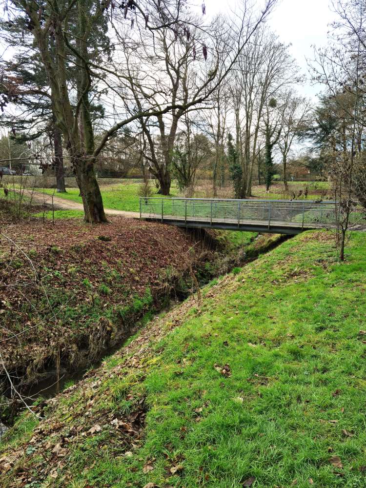 Parc de la noisette_Verriu00e8res-le-Buisson