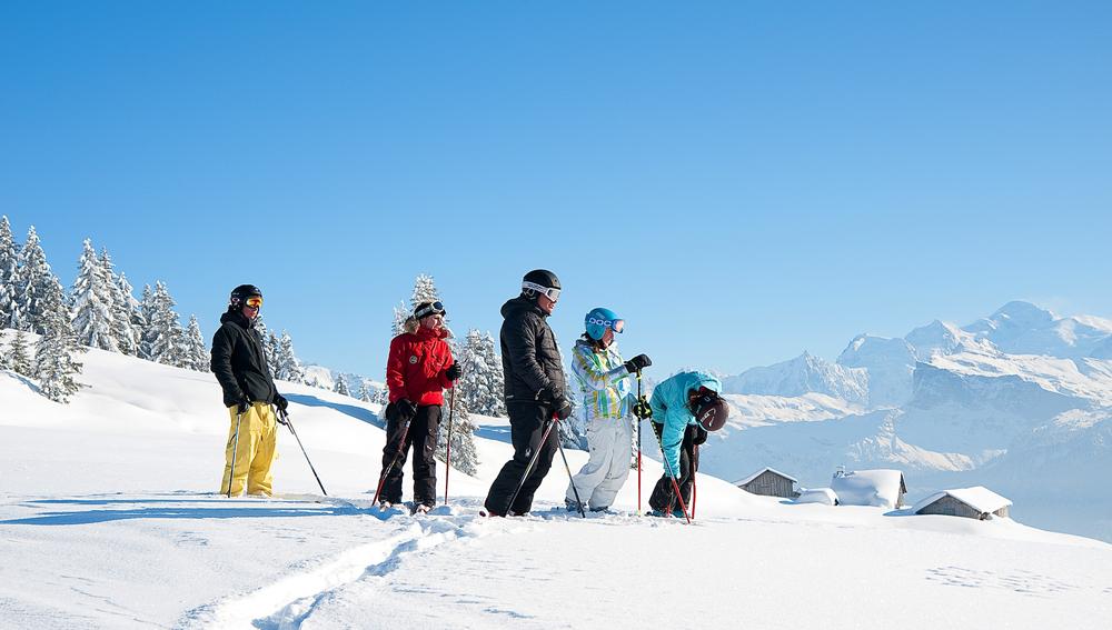 Cabuis Raphaël / The Ski Gathering : Séjour pour solos en demi-pension - 38 rue des pistes