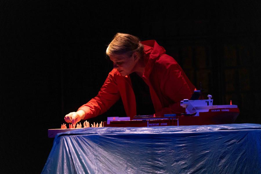 Théâtre - Esquif (À fleur d'eau)_Ollioules