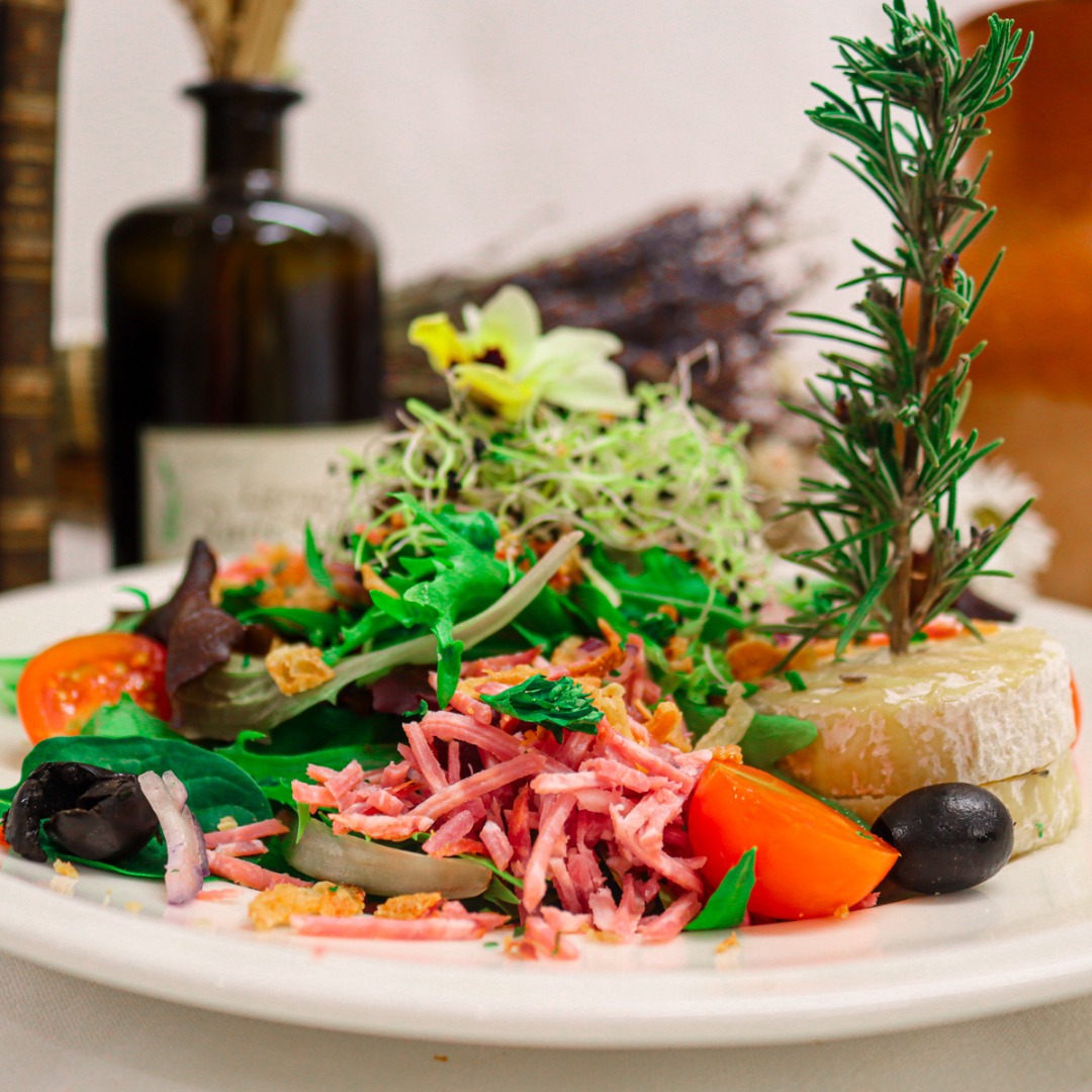 L' Auberge de Daudet - Rocher Mistral