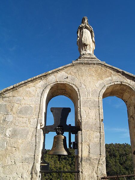 Le haut du clocher mur - Eglise paroissiale Saint Etienne
