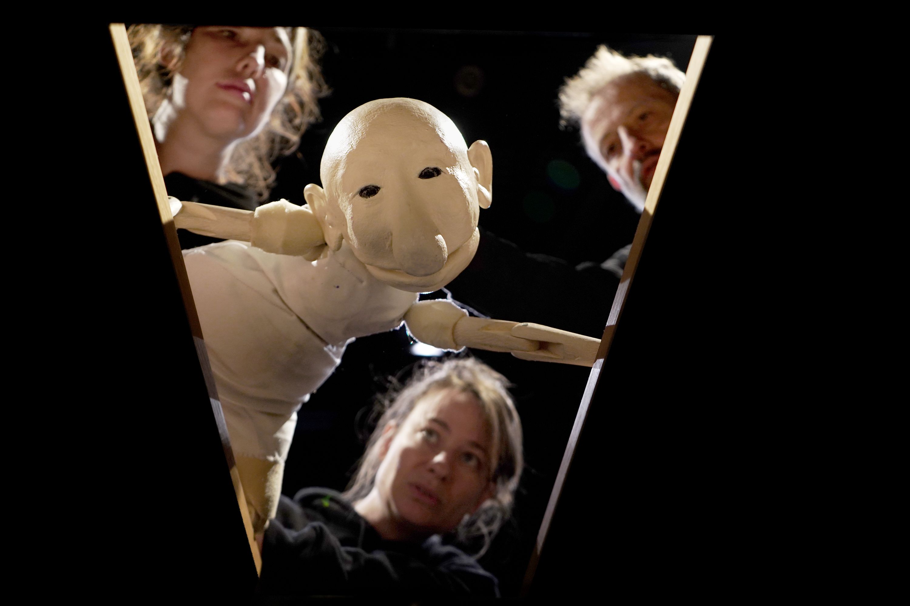 Pouvoir - Cécile Maidon - Noémie Vincart - Michel Villée