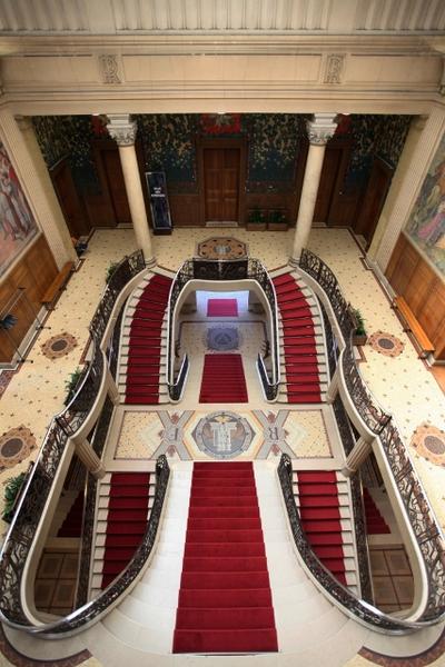 Escalier d'honneur de la mairie de Vincennes 