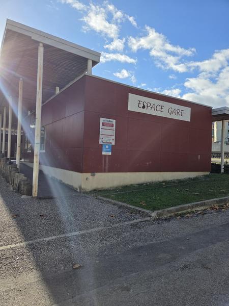 Parking_Saint-Jean-le-Centenier