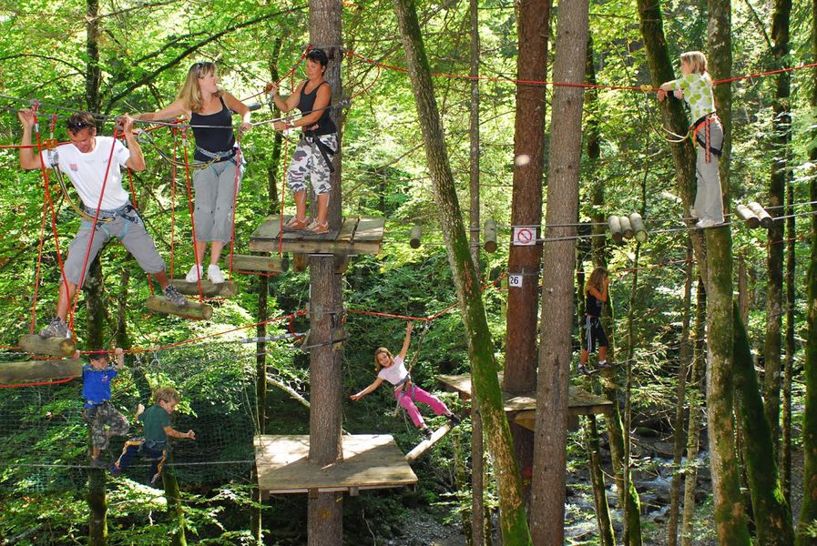 Aventure Parc avec Cascade Aventure à Morzine