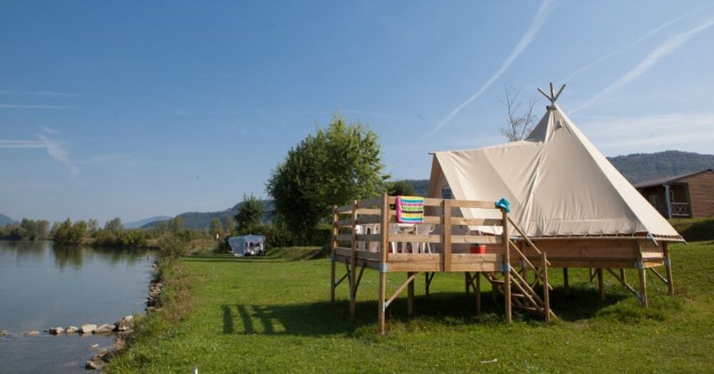 Le Tipi Camping VivaCamp Le Lit au Roi