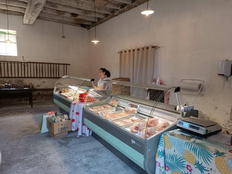 Petit marché de la ferme "Les Poulets des Templiers"