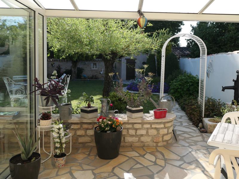 Détente avec vus sur le jardin