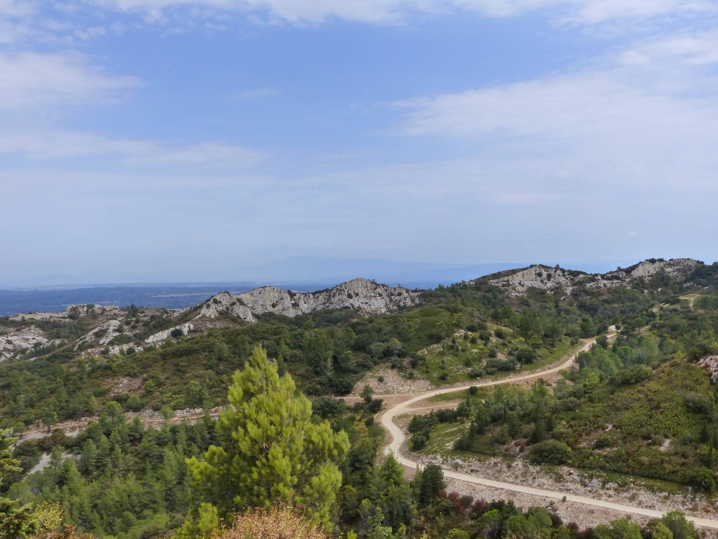 LES BAUX-DE-PROVENCE - Le Val d'Enfer, Les Baux-de-Provence - photo 4