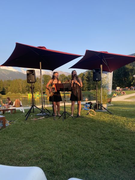Les petites chanteuses à la GDB Les petites chanteuses à la GDB